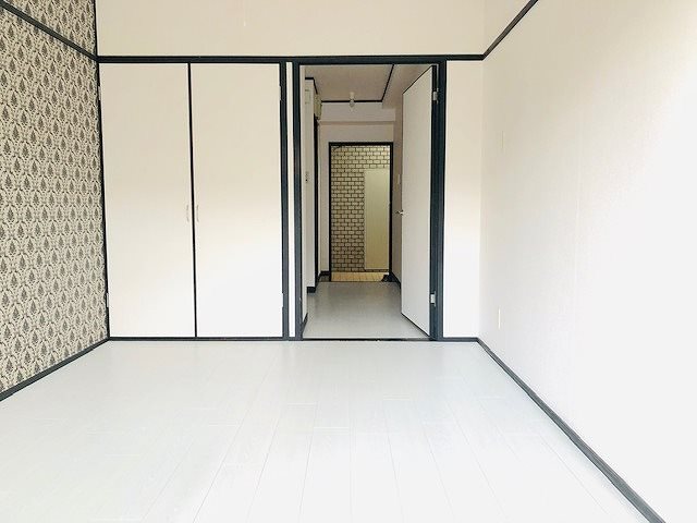 寿美屋マンション 写真は別号室参考写真です。