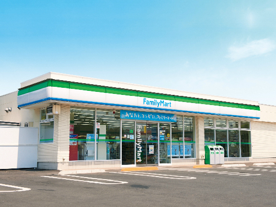 エレンシア高円寺 コンビ二：ﾌｧﾐﾘｰﾏｰﾄ 高円寺駅東店　595m