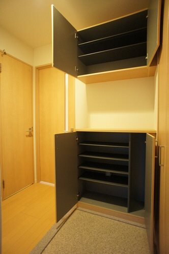 ベレオプレミアム上原 玄関
