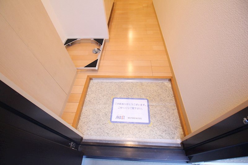 るり館 玄関