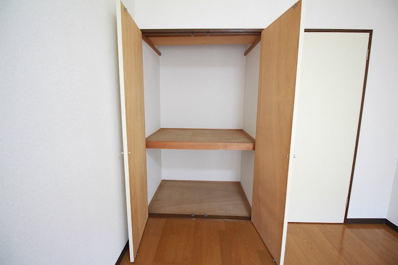 シャトレ四ノ宮 収納