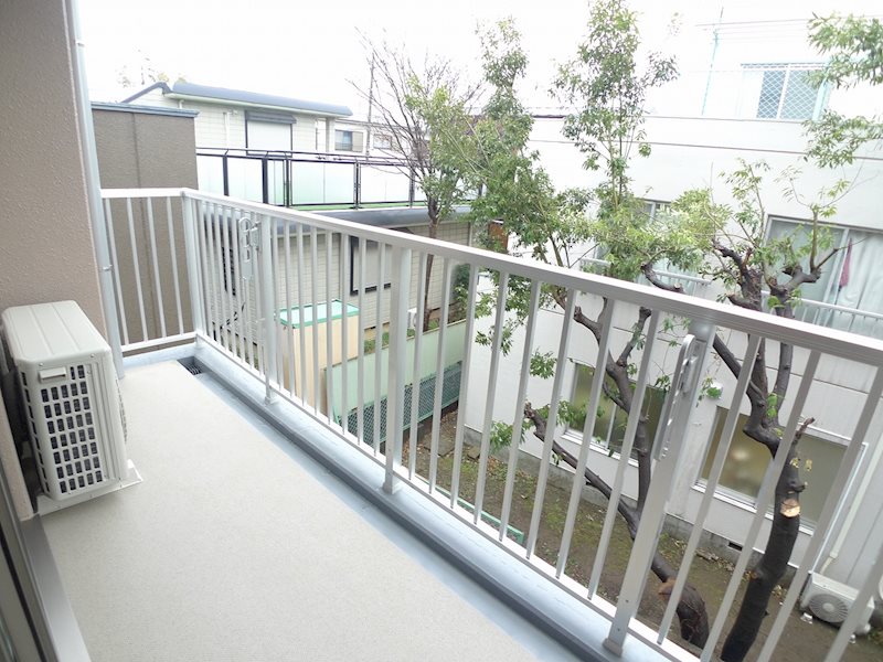 エアリーズ中野 ベランダ