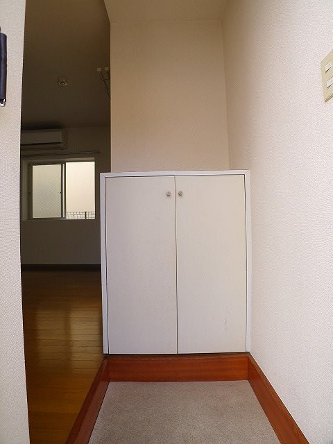 アメミヤコーポ 玄関